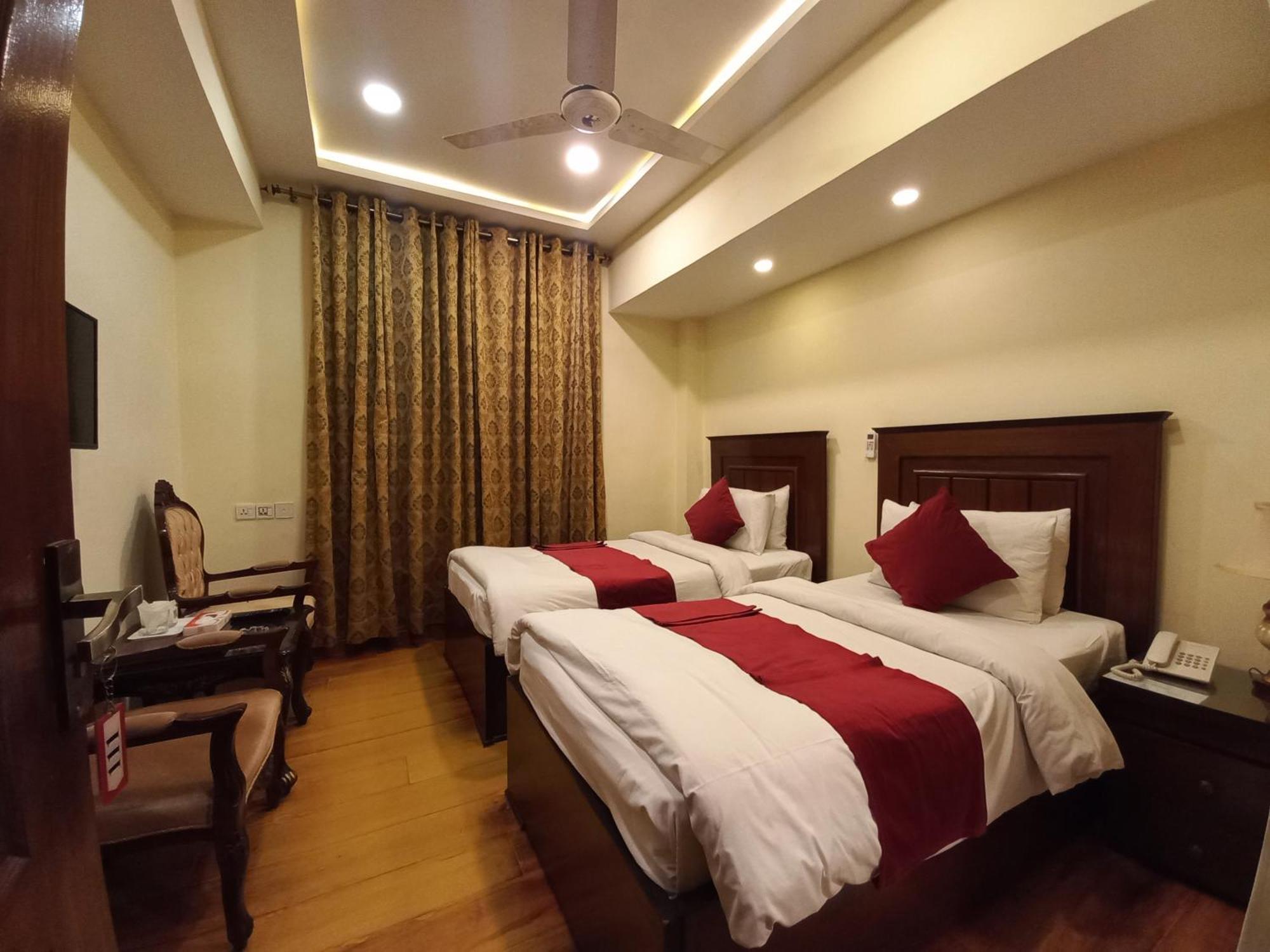 Diplomat Hotel Ισλαμαμπάντ Εξωτερικό φωτογραφία