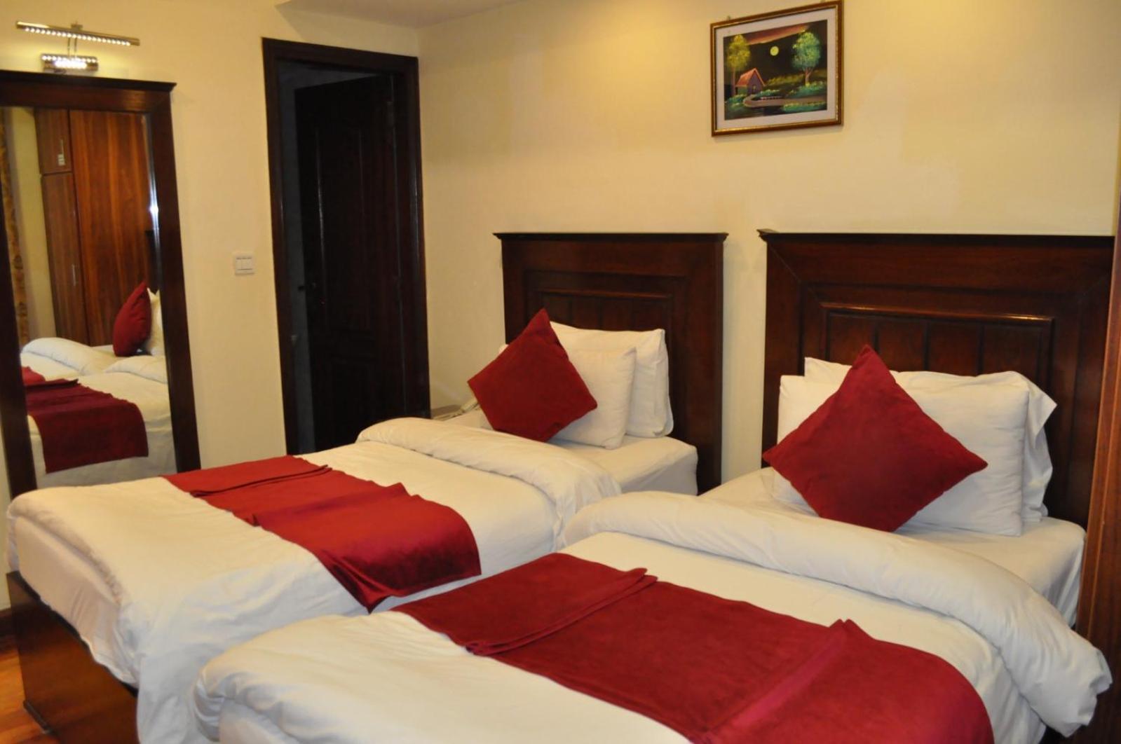 Diplomat Hotel Ισλαμαμπάντ Εξωτερικό φωτογραφία