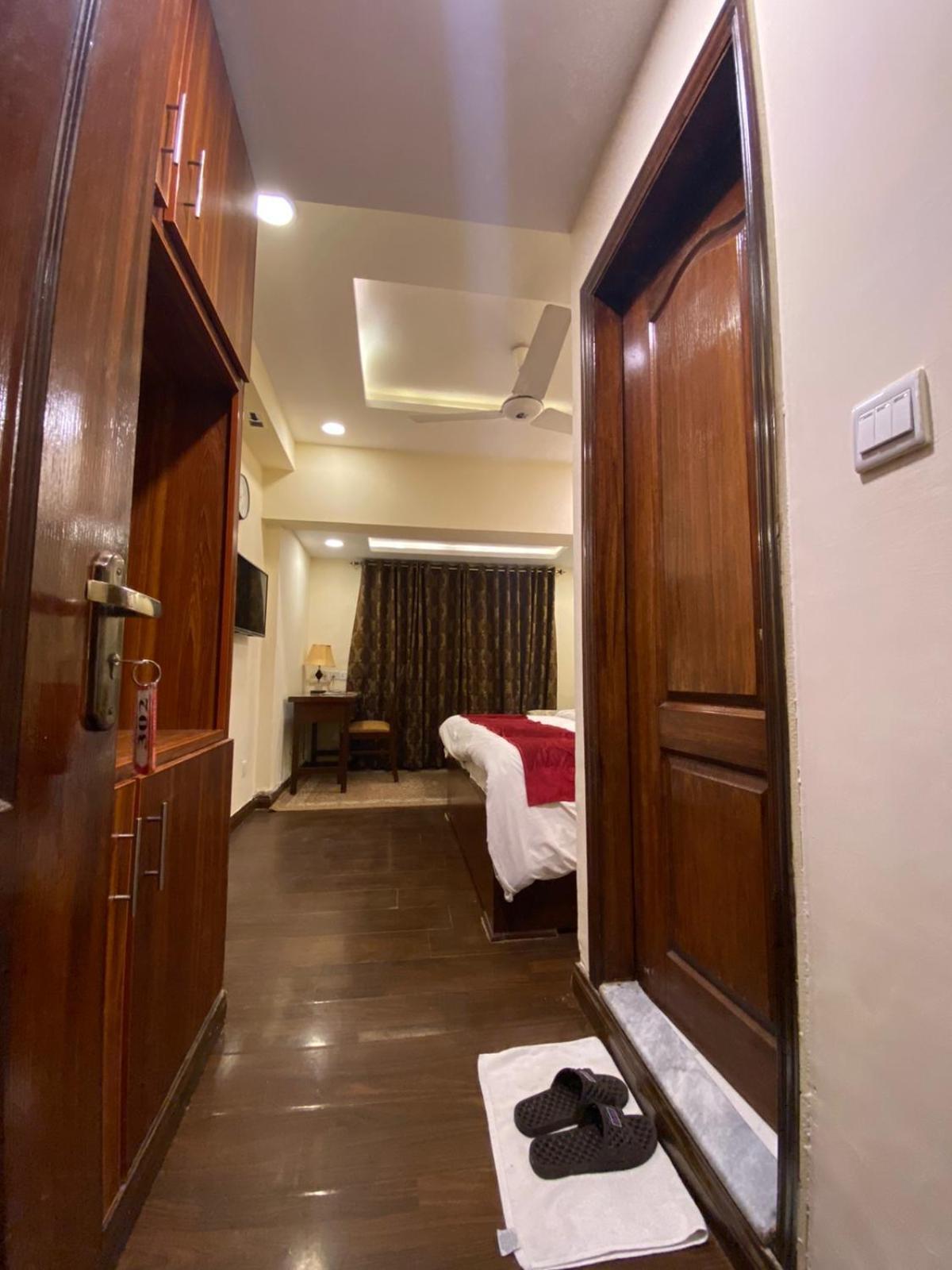 Diplomat Hotel Ισλαμαμπάντ Εξωτερικό φωτογραφία