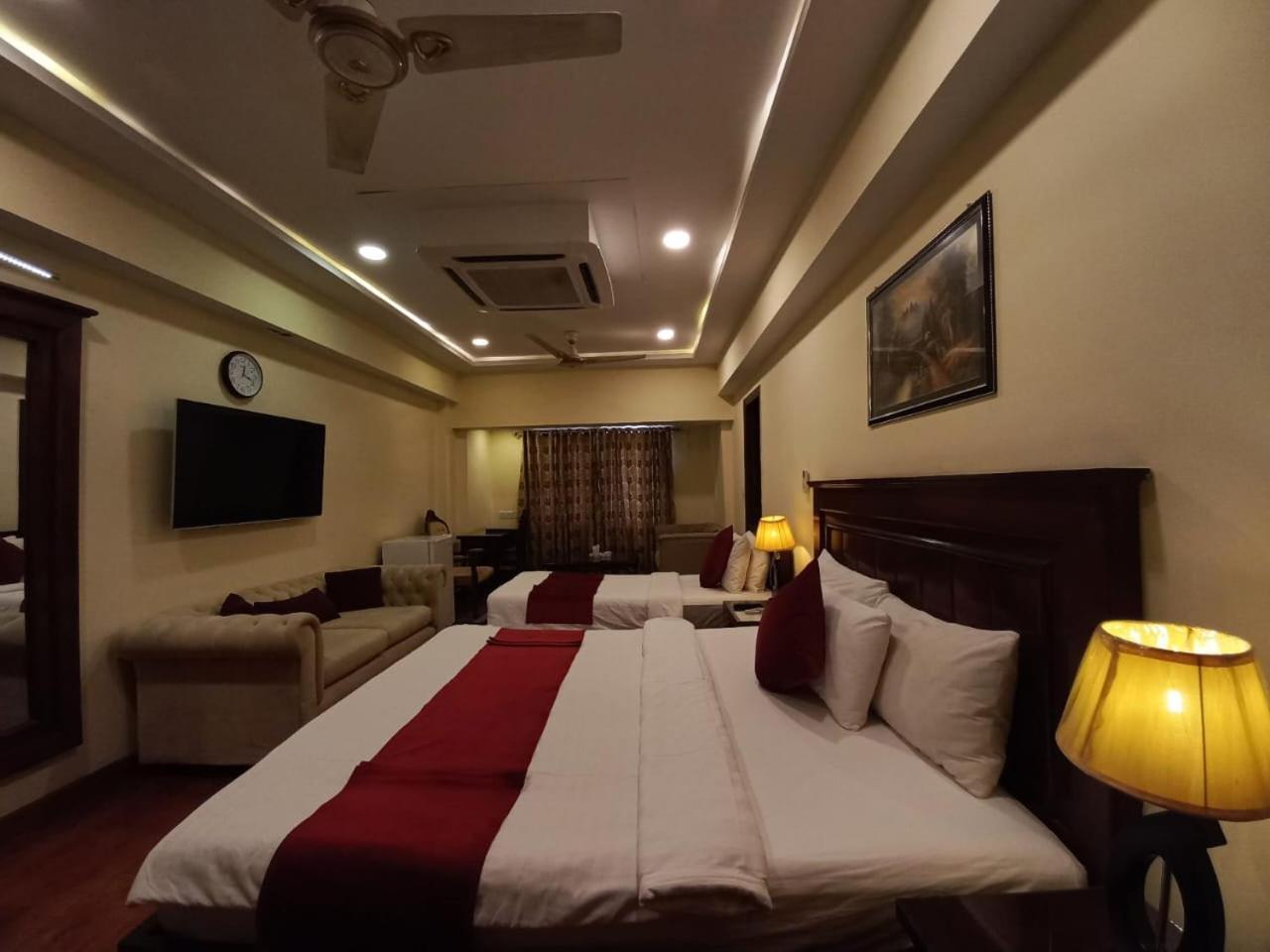 Diplomat Hotel Ισλαμαμπάντ Εξωτερικό φωτογραφία