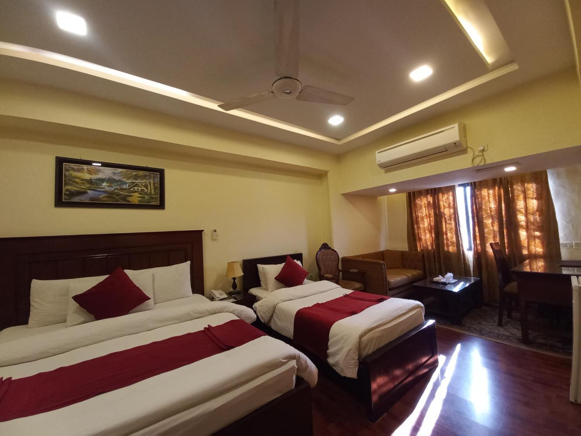 Diplomat Hotel Ισλαμαμπάντ Εξωτερικό φωτογραφία