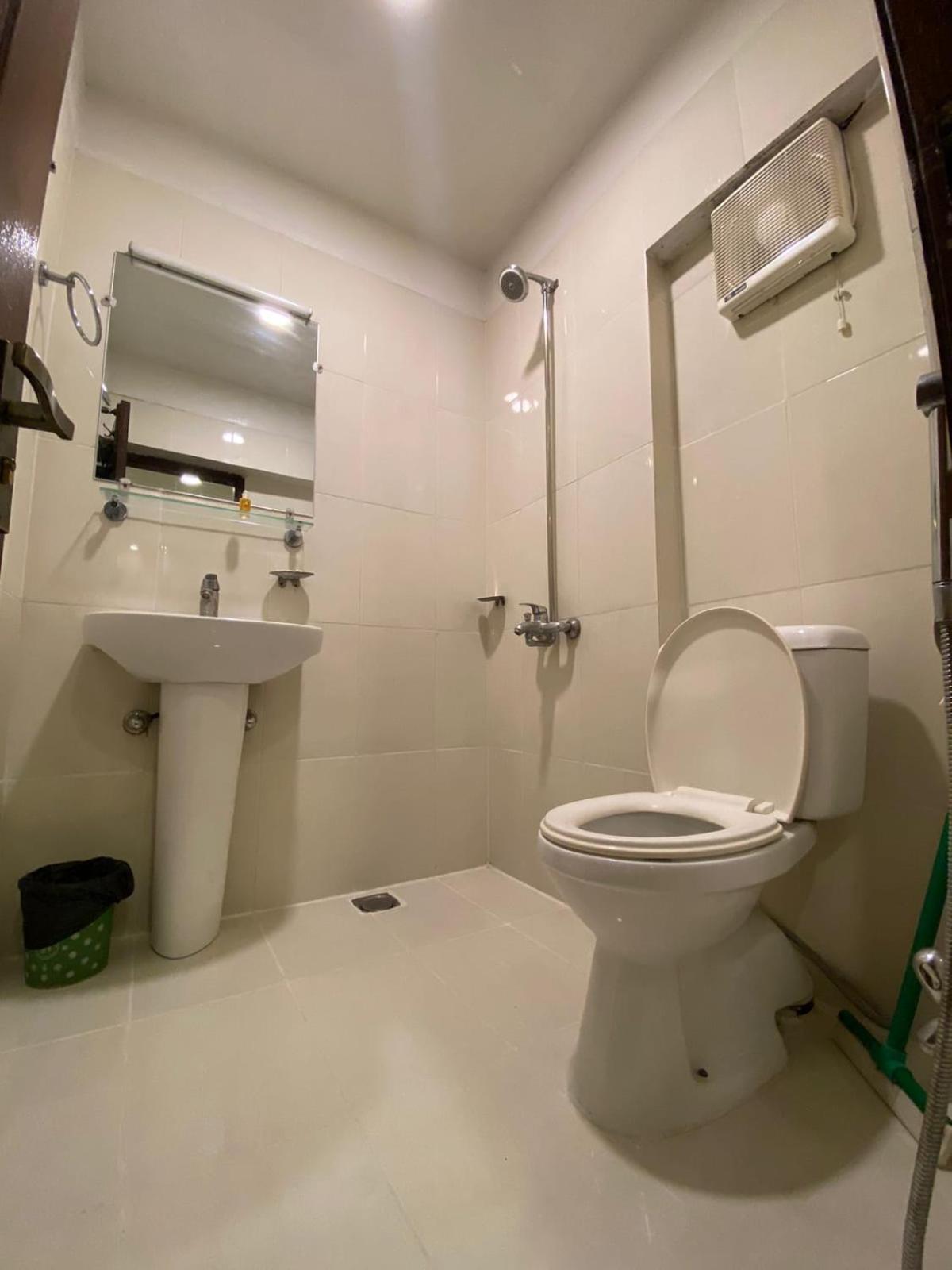Diplomat Hotel Ισλαμαμπάντ Εξωτερικό φωτογραφία